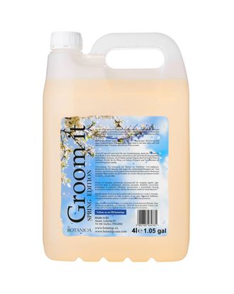 Botaniqa Groom It Shampoo Spring 4L - szampon dla psa do mycia zasadniczego, o zapachu wiosennym