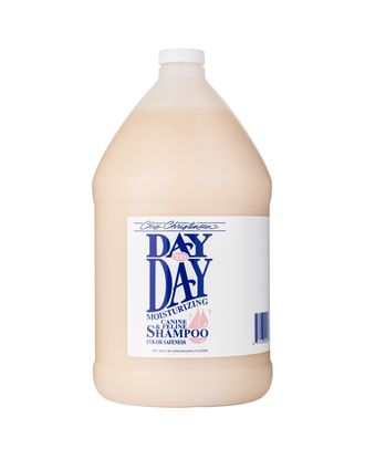 Chris Christensen Day To Day Moisturizing Shampoo - owsiany szampon nawilżający dla psa i kota, do wrażliwej skóry, koncentrat 1:8 - 3,8L