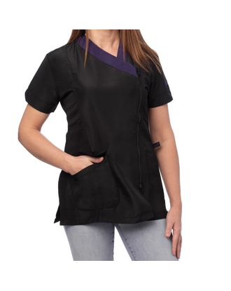 Blovi Diana Blouse Purple - bluza groomerska z krótkim rękawem, damska, czarna z fioletowym dekoltem i haftem