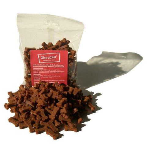 Pyszne przysmaki/treserki w postaci kosteczek Chewies - łosoś 200g